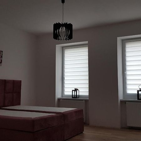 Avalon Apart 1 Legnica Ngoại thất bức ảnh